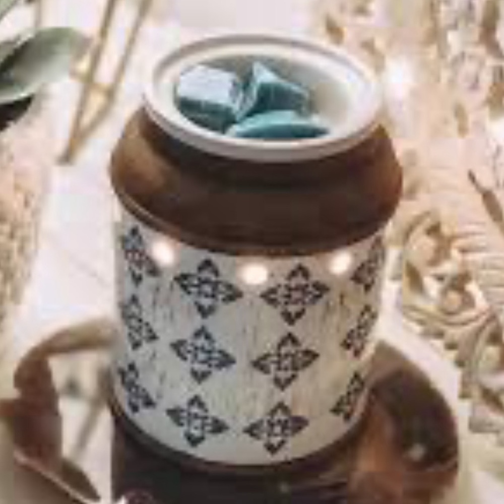 Scentsy full size Peoria Pottery warmer
